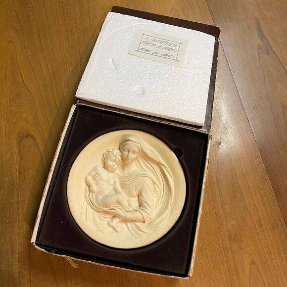 1978 Madonna Profetica Carved Alabastor 3D Plate Italy Madonne‎ Viuenti - Picture 1 of 12